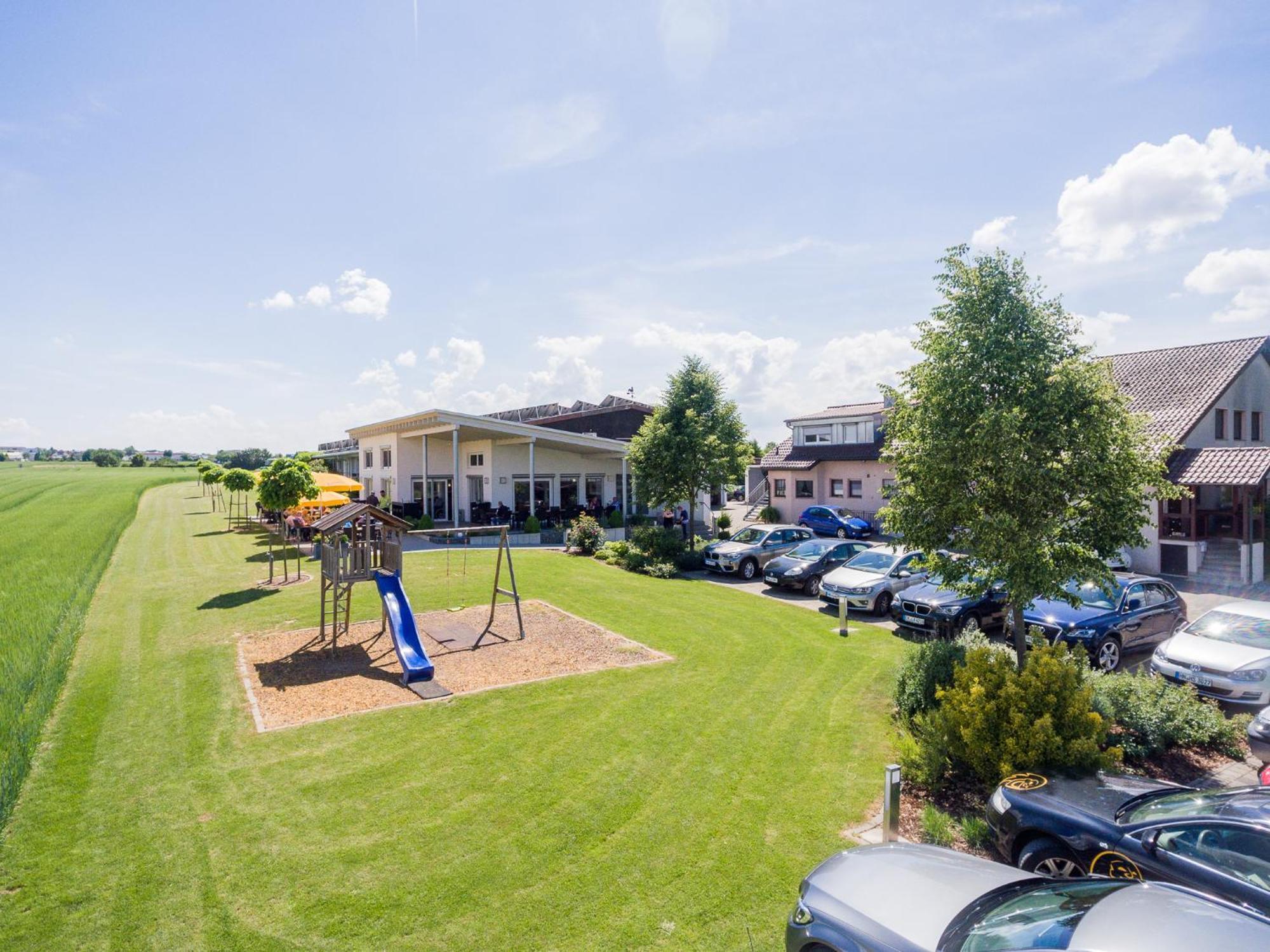 Cafe & Wein Gaestehaus Kurz Heilbronn Ngoại thất bức ảnh